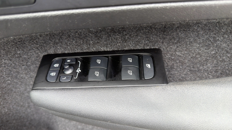 Volvo Xc40 1.5 T5 Recharge PHEV Inscription Pro 5dr Auto Estate